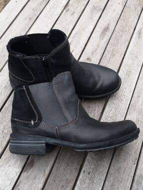 Josef Seibel black leather ankle boots